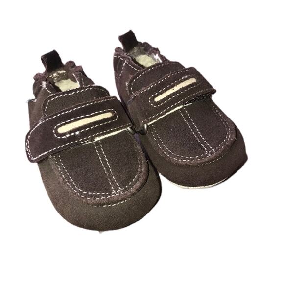 Robeez Boys Shoes Size 3-6 mo Brown Suede Loafers Soft Sole Gripper - Picture 1 of 8